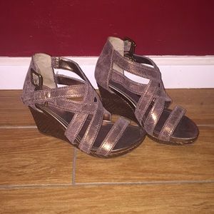 Wedge sandals